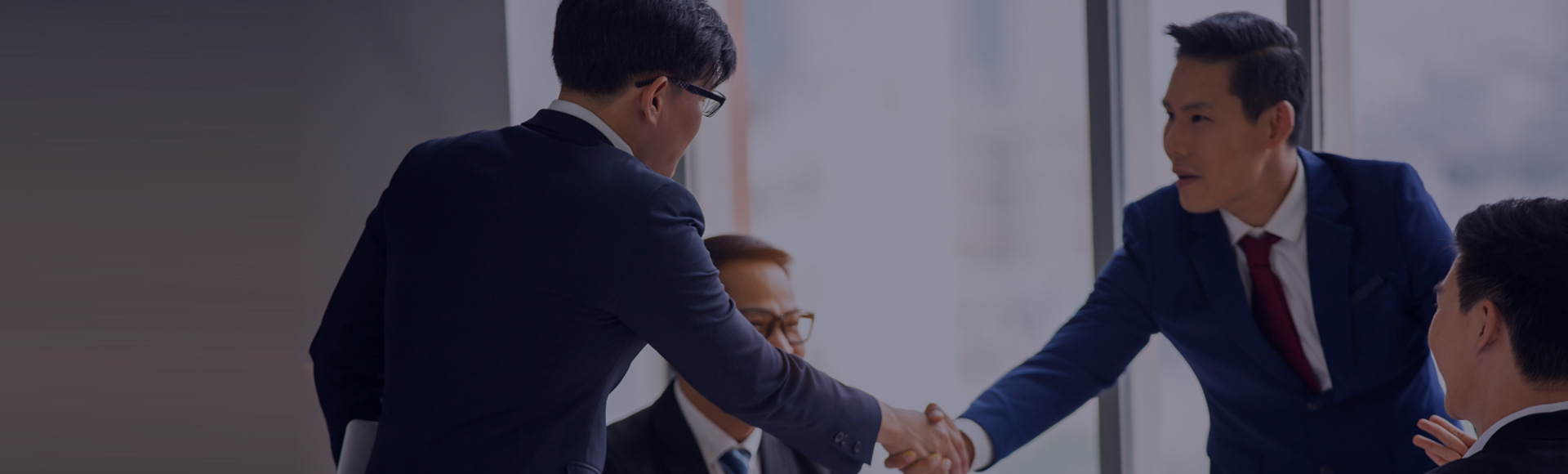 我們胸懷鴻鵠之志
希望以開放融合的心態(tài)，和你一起預(yù)見未來！